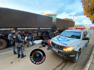 Mulher morre atropelada por carreta na Avenida Imigrantes