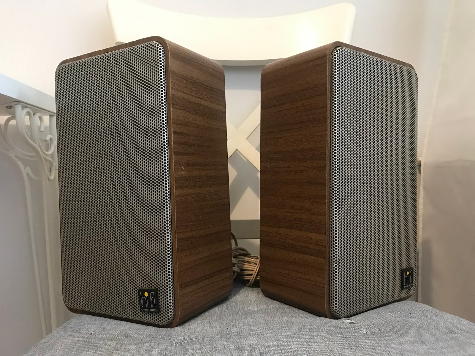 GRUNDIG スピーカーペア　HIFI Box303Ma GRUNDIG スピーカーペアHIFI Box303Ma