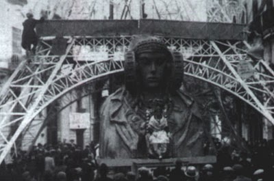 http://www.4shared.com/download/KnbXCNQ0ba/Torre_Eiffel-1929-Detalle.jpg