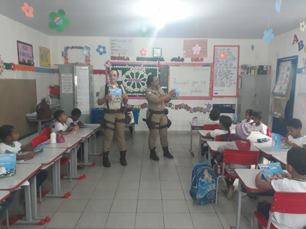 24ª CIPM dá início às atividades do projeto 'Roda de Leitura' em Jacobina