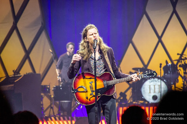 The Lumineers at Scotiabank Arenal on March 3, 2020 Photo by Brad Goldstein for One In Ten Words oneintenwords.com toronto indie alternative live music blog concert photography pictures photos