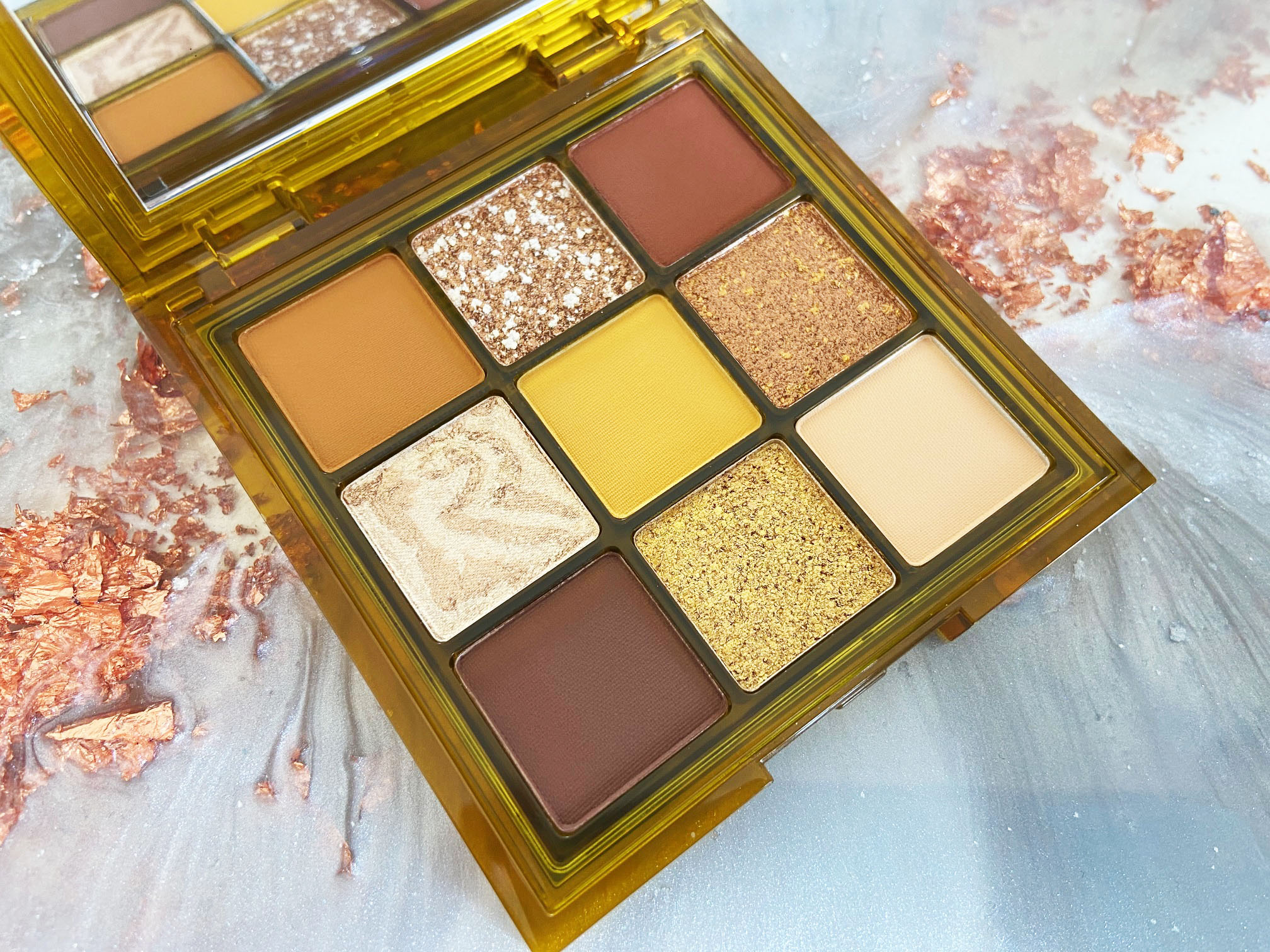 Kathryn's Loves The Huda Beauty Brown Obsessions Toffee Eyeshadow