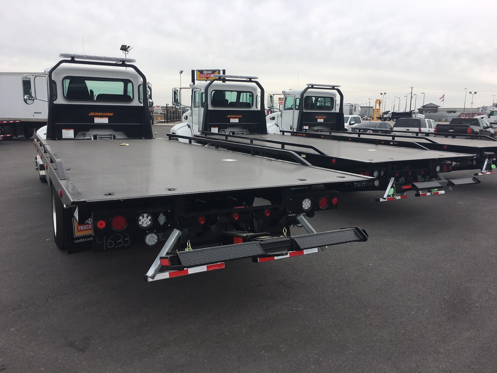 Bigtruckbrad's World of Work Trucks Brad Jones San Antonio TX 210 901 7221