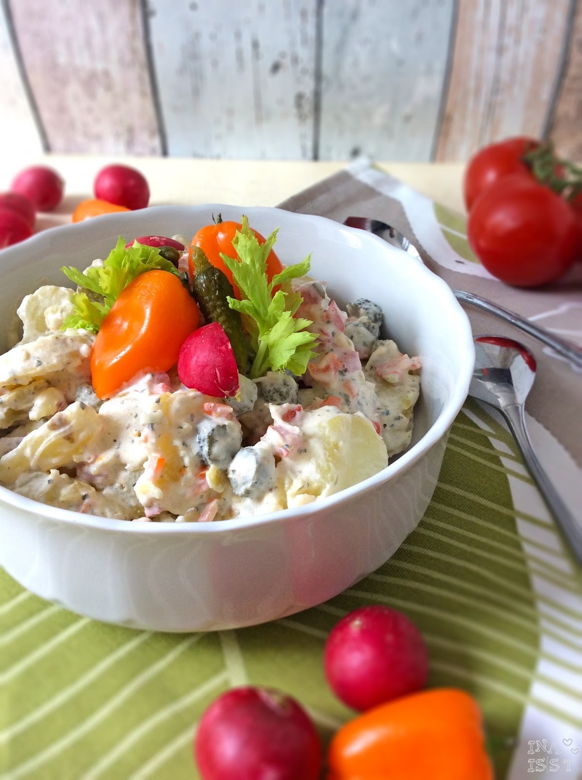 Ina Is(s)t: Kartoffel-Gemüsesalat mit Joghurt-Schmanddressing