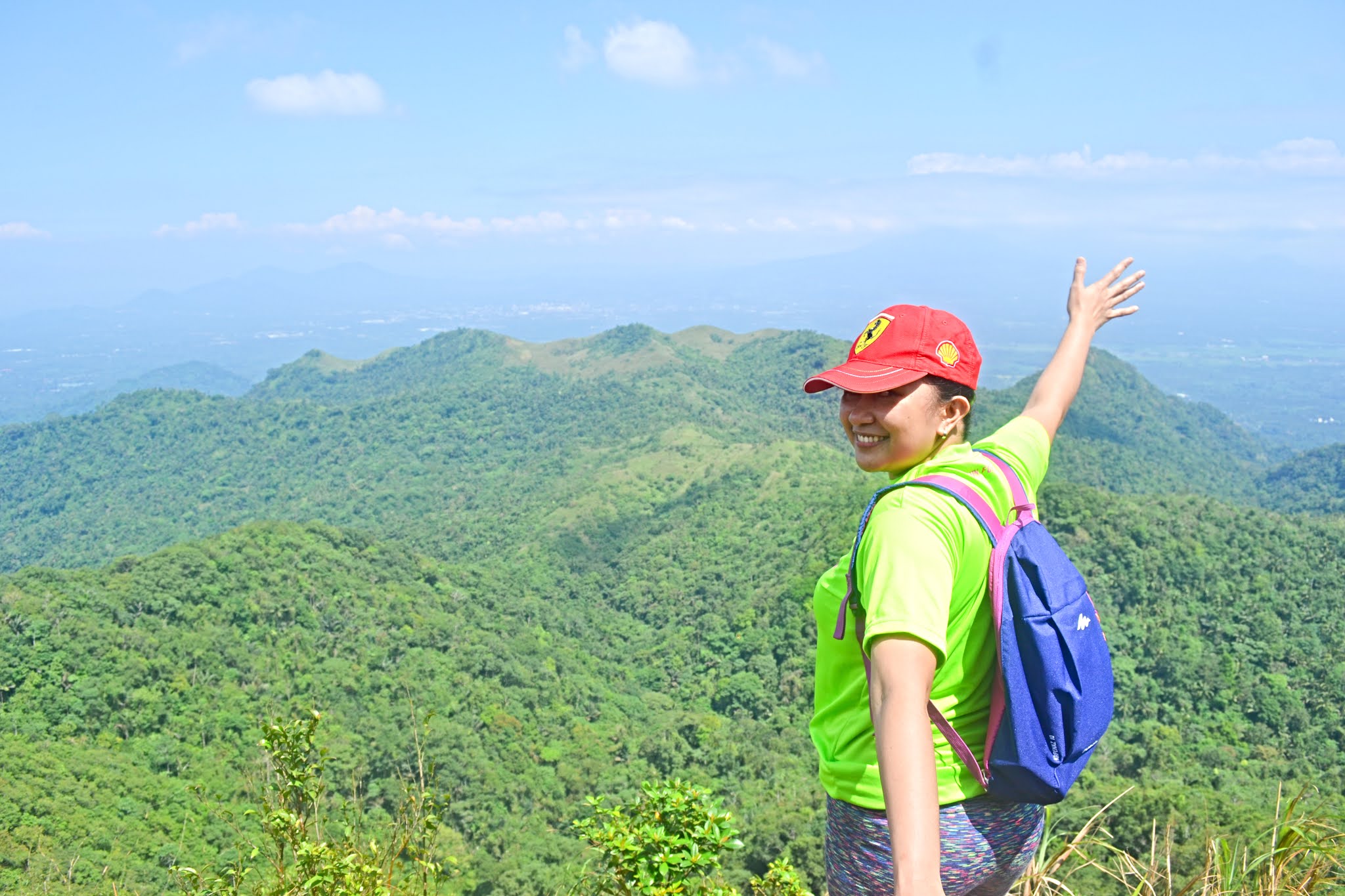 KC reaches Mt. Manabu peak