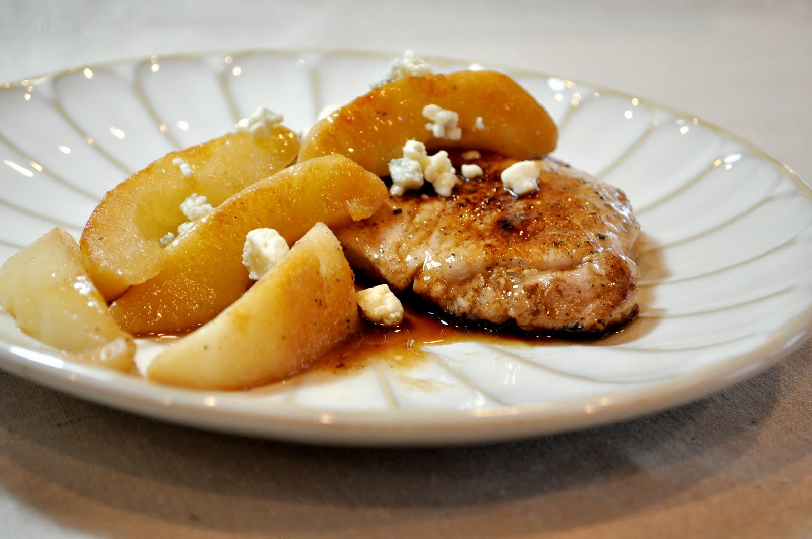 Shih's Cooking Sauteed Pork Chops with Pears and Blue Cheese