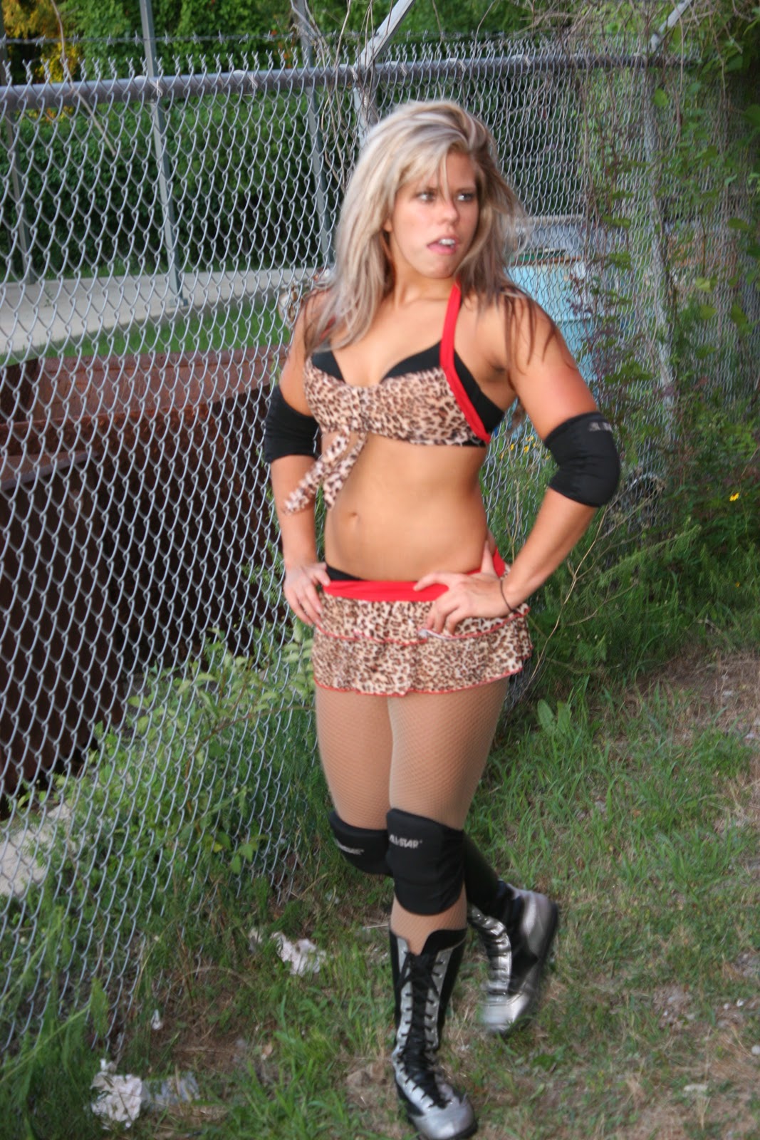 Magnificent Ladies Wrestling - Magnificent Moments: Barbi Hayden