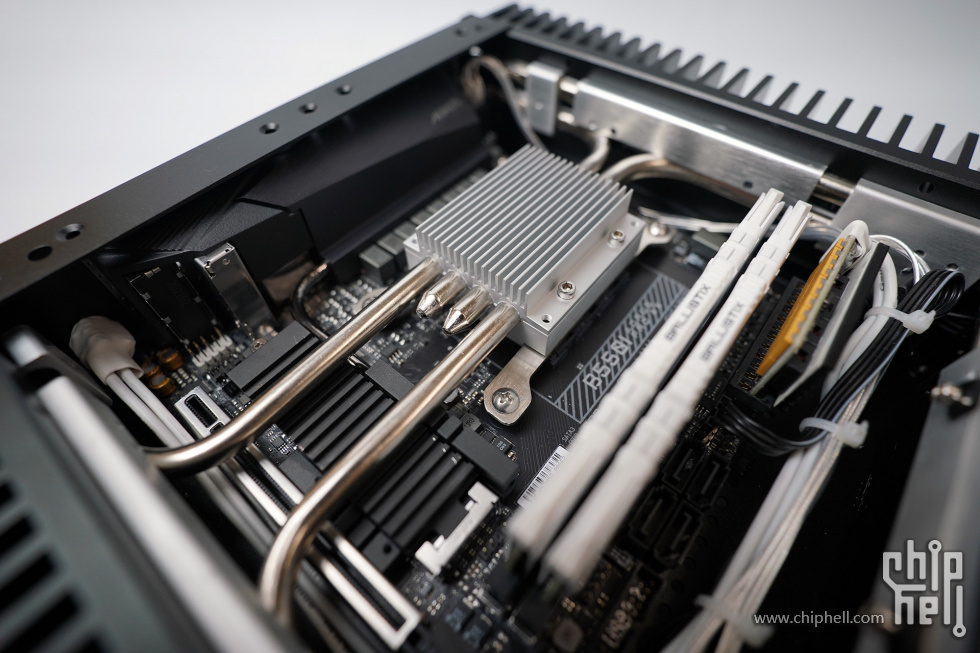 FanlessTech Ryzen 7 PRO 4750G gaming machine