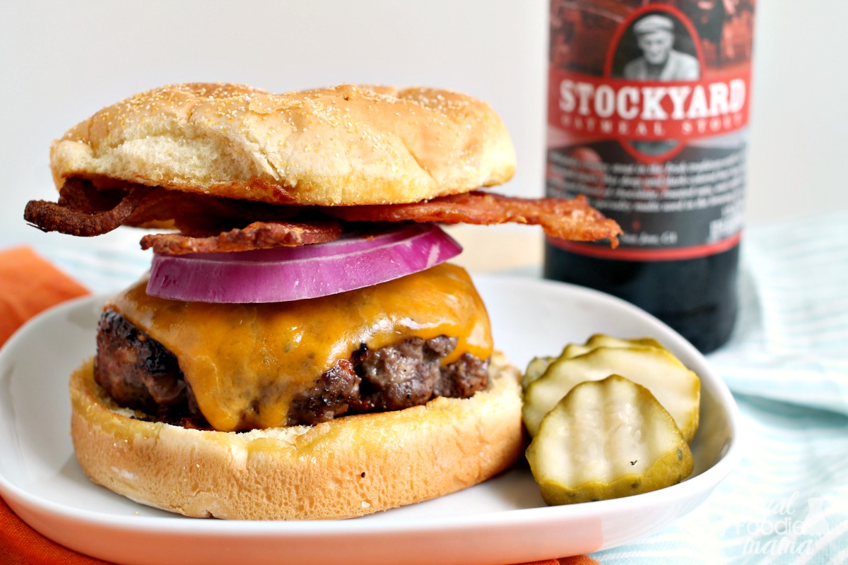 Frugal Foodie Mama: Coffee Rubbed Venison Bacon Burger