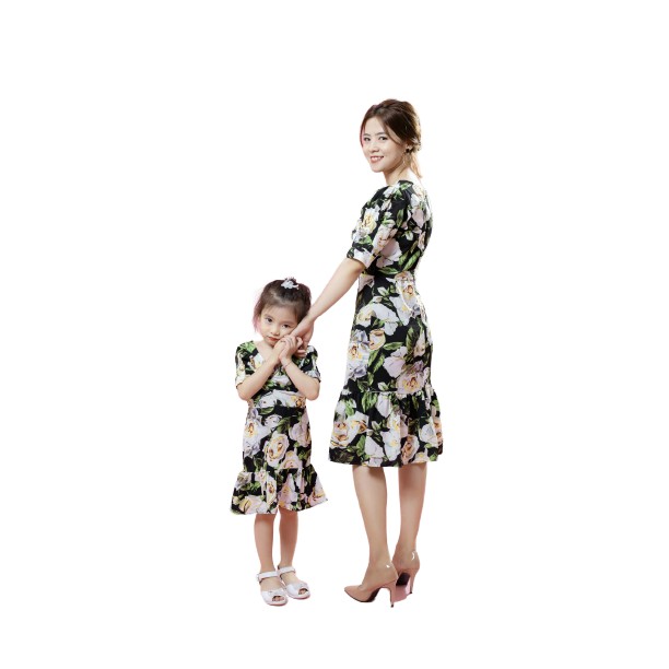 Váy đôi mẹ và bé gái họa tiết hoa đuôi cá [ ẢNH KHÁCH MANG]