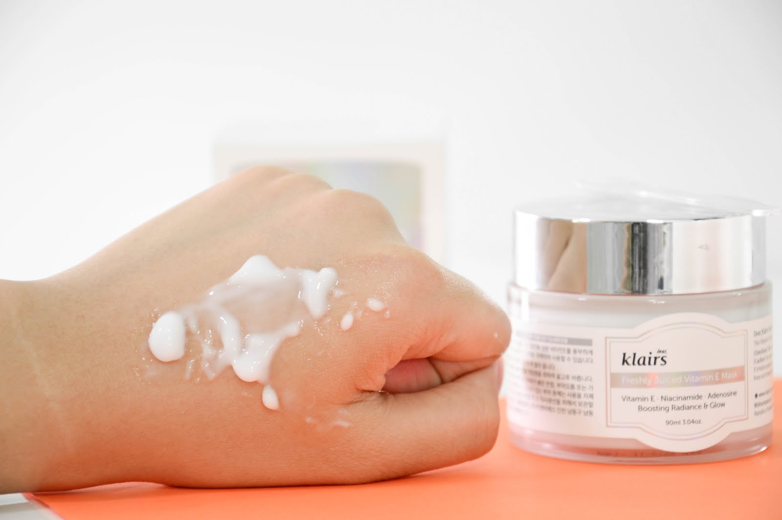 REVIEW Klairs Freshly Juiced Vitamin E Mask Fading Acne Scars