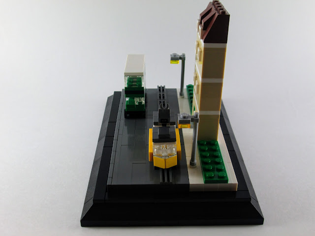 MOC LEGO Rua de Lisboa em micro escala