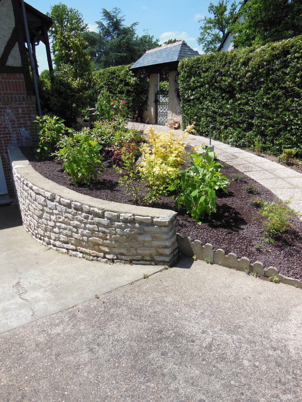 Gd Paysage Creation D Un Massif De Terre De Bruyere