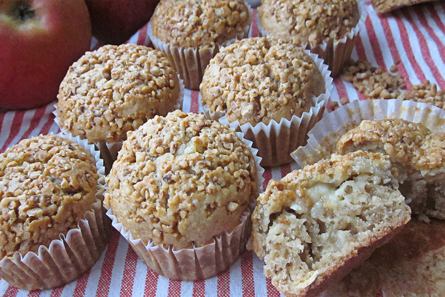 Muffins con avena rellenos de apfelmus Hierbas y especias