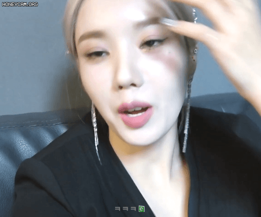 미모가 선 넘은 권은비