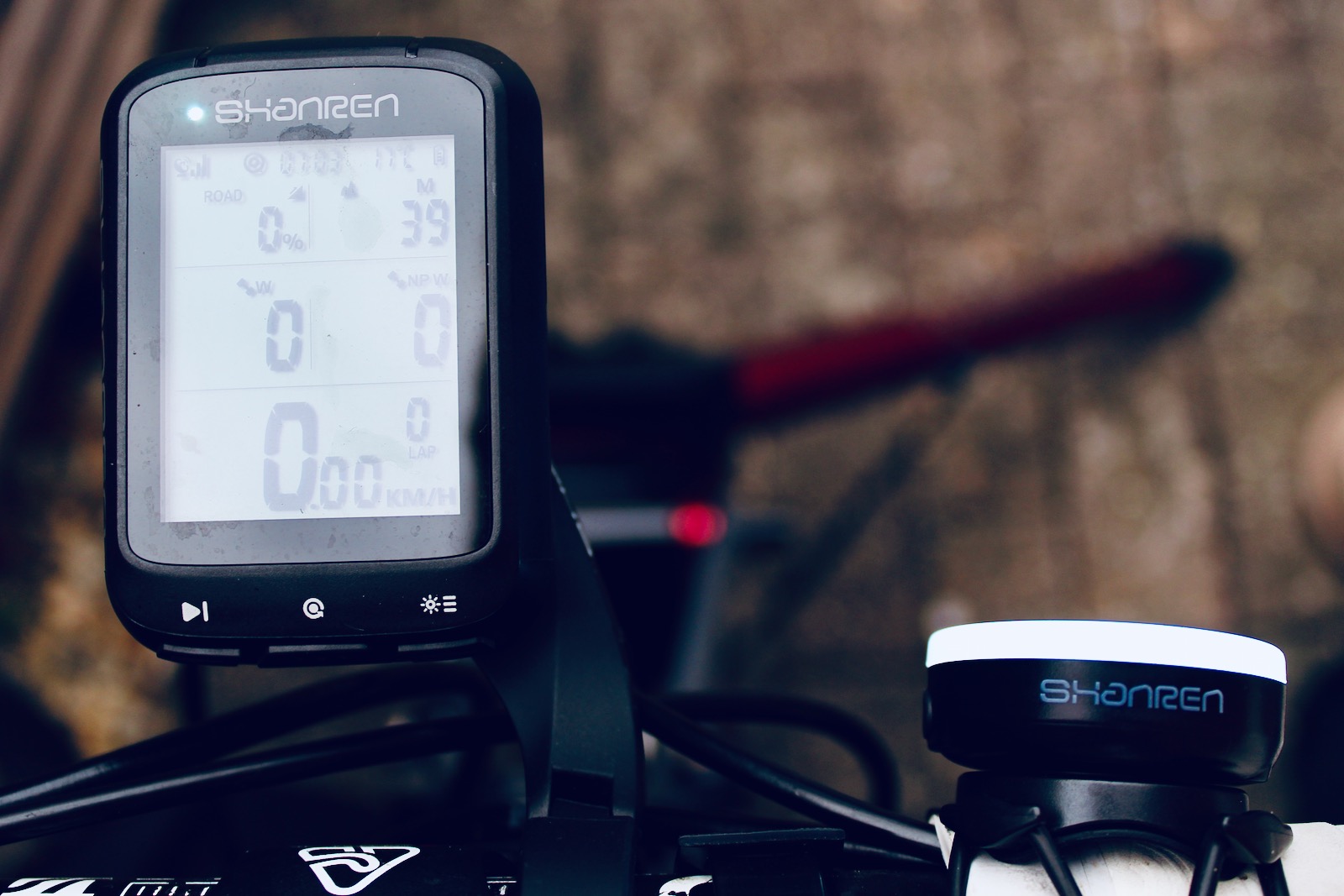 Zwaaien ketting rechter Review – Shanren Miles GPS Cycling Computer