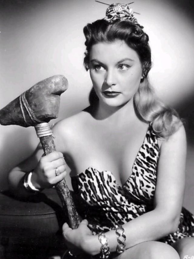 25 Gorgeous Photos of American Actress Barbara Payton During Her Brief
