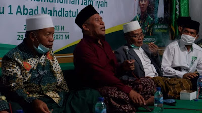KH. Marzuki Mustamar : Jadilah NU yang Dhohiron Wa Bathinan