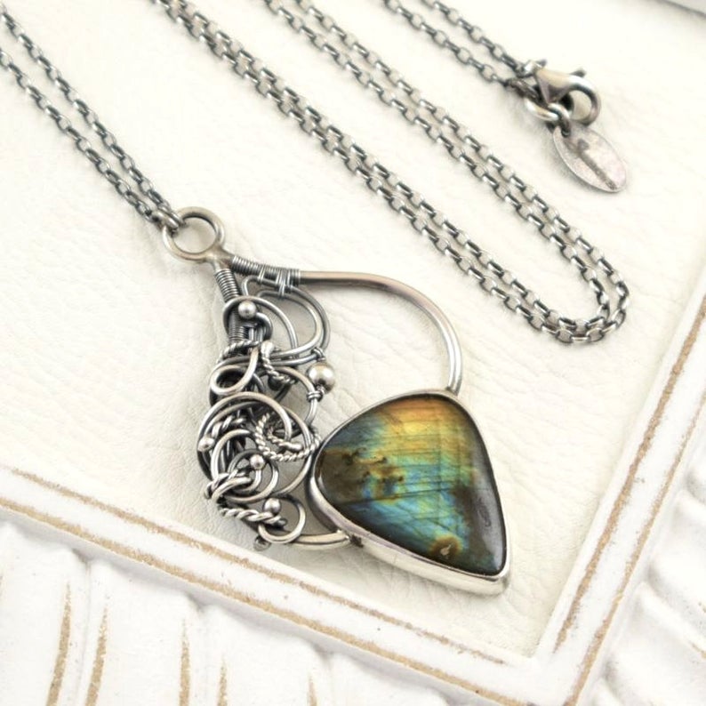 Wire Wrapped and Metal Work Jewelry and Tutorials by MadeBySunflower / The Beading Gem