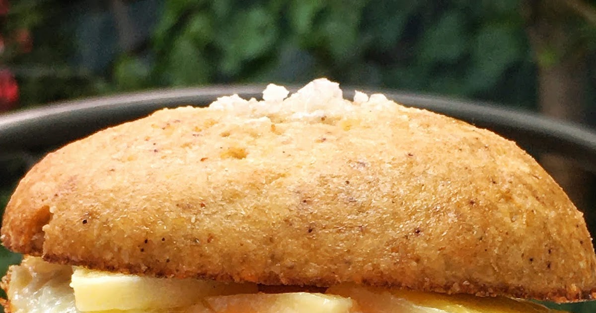 The London Foodie Keto Bread Rolls with Olive Oil and Paneer & Why a