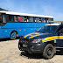PRF intercepta ônibus e passageiros fazem teste para coronavírus