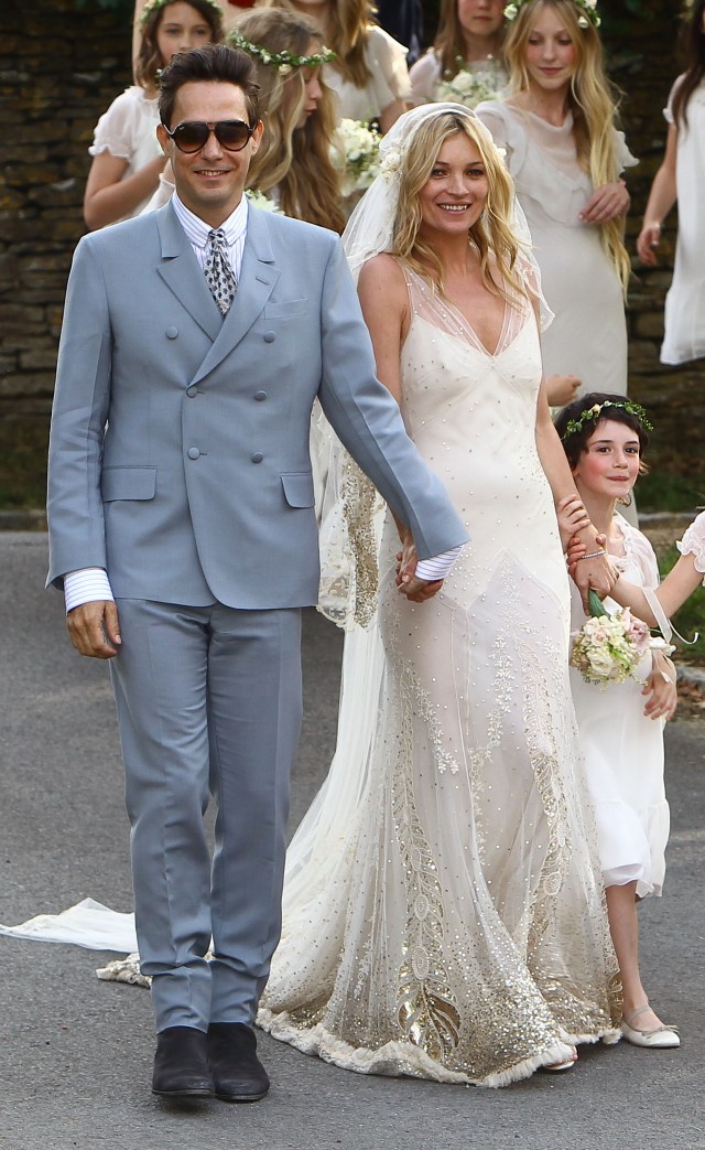 coeur du papillon: Kate Moss' Wedding Dress