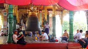 The 42-ton Maha Tissada Pagoda Bell