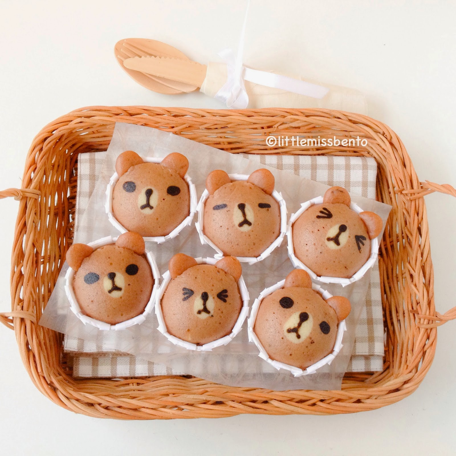 [Recipe] LINE Brown Bear Steam Cakes (Japanese mushipan) - Little Miss ...