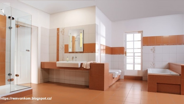 Современная плитка и сантехника для ванной комнаты красива, практична и безопасна