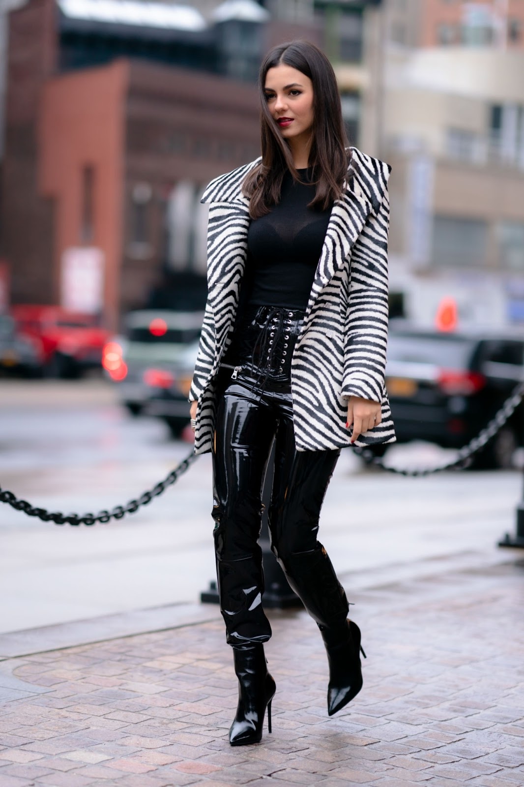 Lovely Ladies in Leather: Victoria Justice in PVC pants