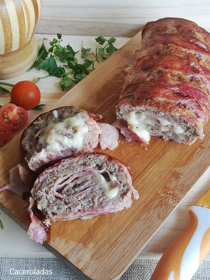 Rollo de carne picada relleno con jamón y queso Receta fácil y rápida Rollo de carne picada relleno con jamón y queso Receta fácil y rápida