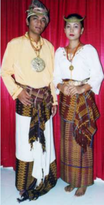 8 Baju Adat Nusa Tenggara Timur NTT Beserta Gambar dan 