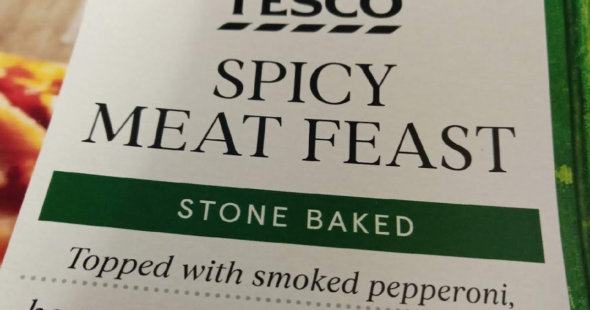 Supersupergirl's Food Reviews [Review] Tesco Stonebaked Spicy Meat Feast Pizza 305G