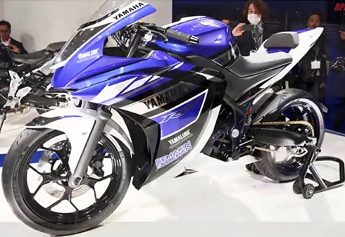 Motorcycle Sport: Amazing 2017 Yamaha R3