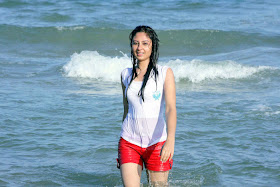 Telugu-Actress-Bhanu-Sri-Mehra-Wallpapers