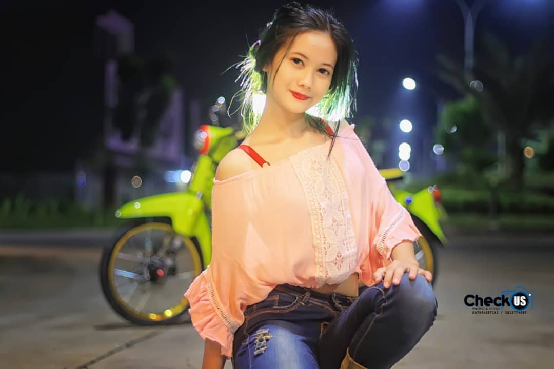 Koleksi foto Biduan Racing / Model Racing asal Indonesia - Republic