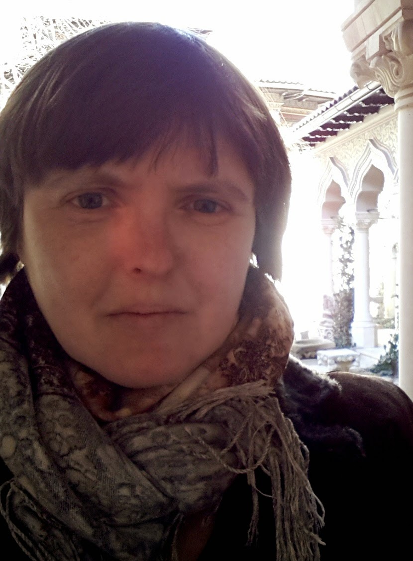 Unknown Bucharest: Vechile case cu pravalie din raspantii