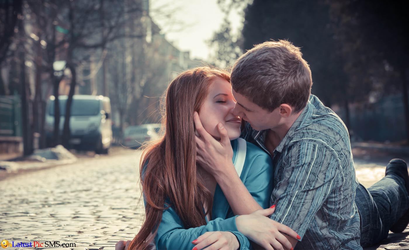 похоже парень влюбился