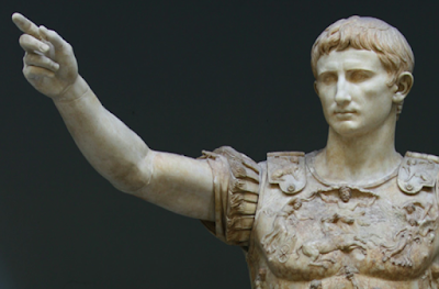    Biografi Augustus Caesar     Gaius Octavius. (yang lebih kesohor dengan julukan Octavian, tidak bersedia menerima gelar Agustus sampai umurnya tiga puluh lima tahun), dilahirkan tahun 63 SM. Dia cucu kemanakan Yulius Caesar yang merupakan tokoh politik Romawi di masa muda Octavian. Karena Yulius Caesar sendiri tak punya anak, amatlah sayangnya ia kepada Octavian dan mendidiknya menjadi seorang politikus. Tetapi, tatkala Caesar terbunuh tahun 44 SM, Octavian baru seorang pelajar berumur delapan belas tahun.  Gaius Julius Caesar Augustus (23 September 63 SM–19 Agustus 14), yang bergelar Kaisar Octavianus Augustus atau Kaisar Agustus (bahasa Latin: Imperator Caesar Divi Filivs Avgvtvs), adalah Kaisar Romawi pertama dan salah satu yang paling berpengaruh. Ia mengakhiri perang saudara berkepanjangan dan menciptakan kedamaian, kesejahteraan, dan kemegahan di Kekaisaran Romawi, yang dikenal dengan sebutan Pax Romana atau kedamaian Romawi. Memerintah sebagai penguasa tunggal mulai tahun 27 SM sampai matinya tahun 14 M. Ia menikah dengan Livia Drusilla dan langgeng hingga lebih dari 51 tahun. Setelah mati, Tiberius menggantikannya sebagai kaisar Romawi.  Kematian Caesar menimbulkan pergulatan sengit dan lama diantara pemuka politik dan militer untuk menduduki kursi kekuasaan. Octavian terlibat dalam pergulatan ini. Pada mulanya, lawan-lawannya yang punya pengalaman dan 