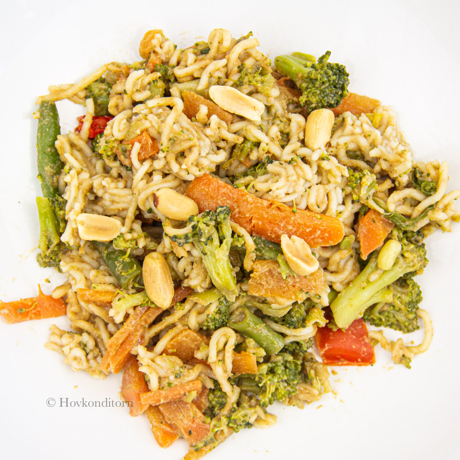 Veggie Peanut Noodle Stir Fry