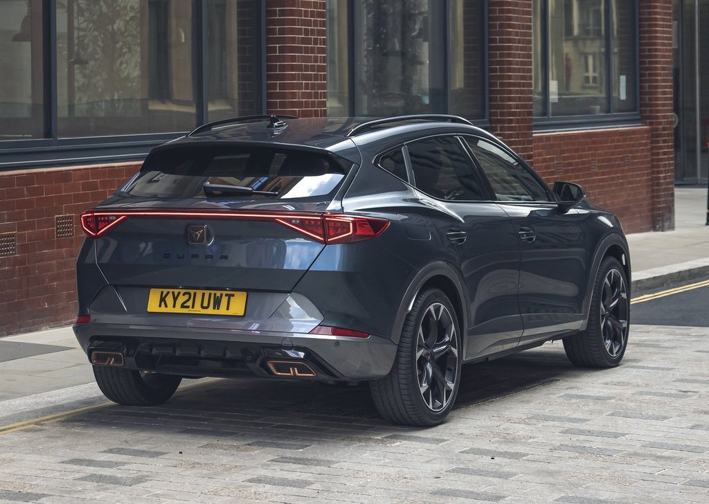 2021 Cupra Formentor e-Hybrid [UK]