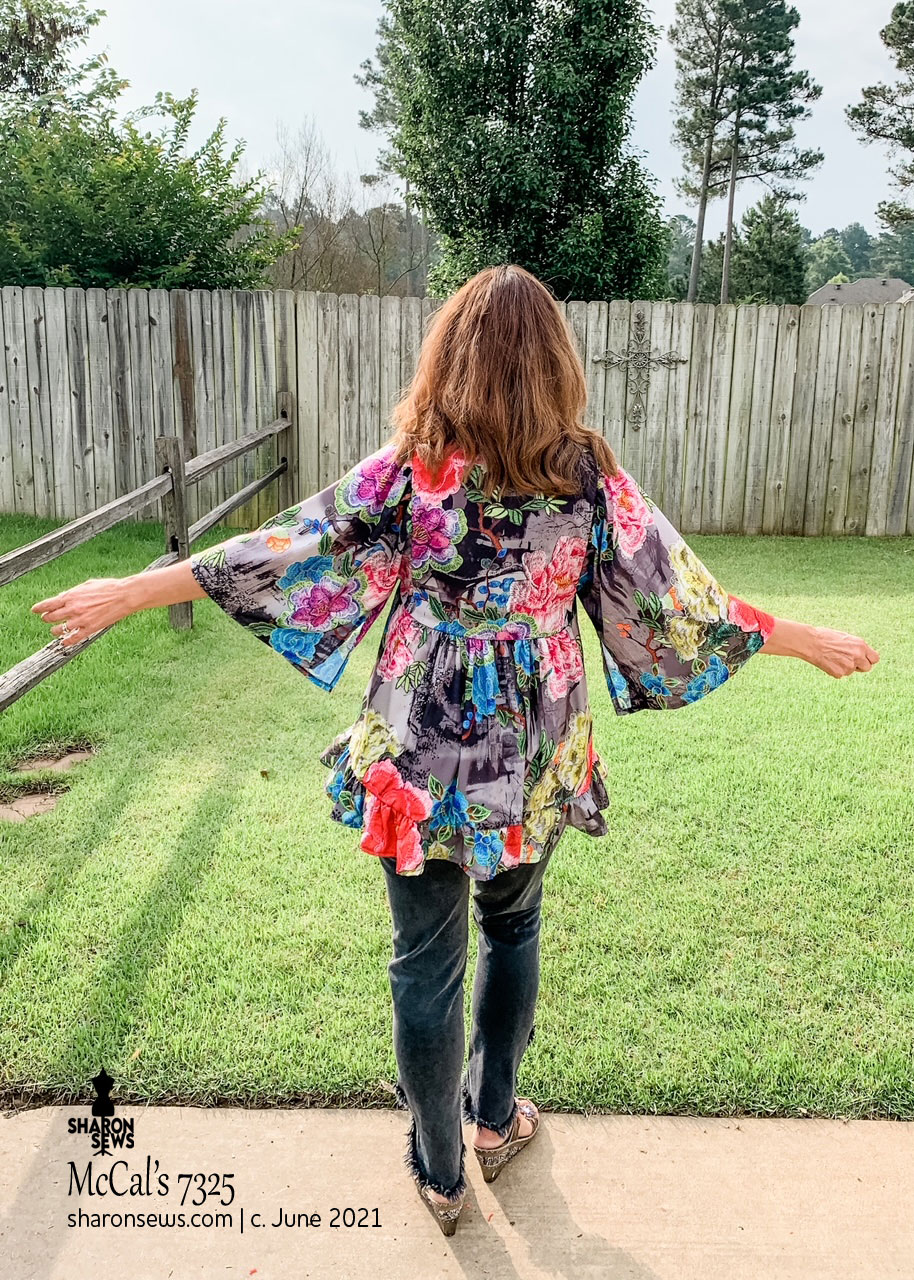 Minerva - McCall's 7325 Floral Boho Pullover Top