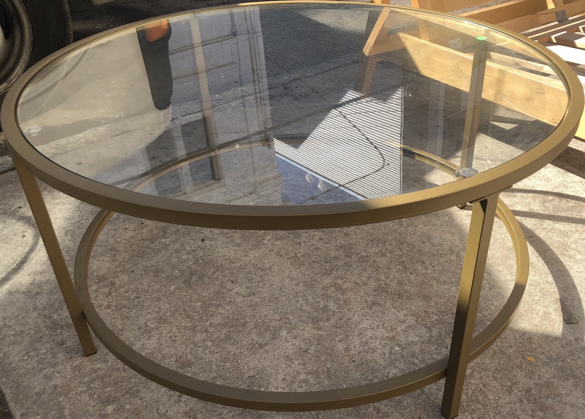 Uhuru Furniture & Collectibles 481628 Round Glass Coffee Table 65 SOLD