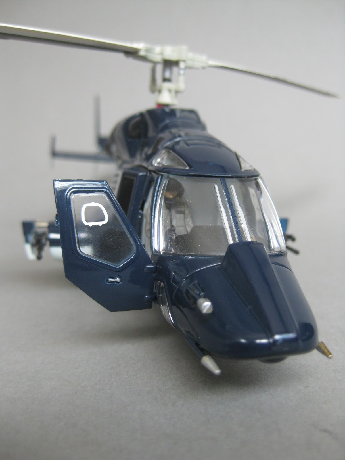 deSMOnd Collection Aoshima 1/48 "Airwolf" Diecast Model SGM08
