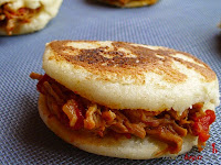 Arepas-de-carne-desmechada-paso-final