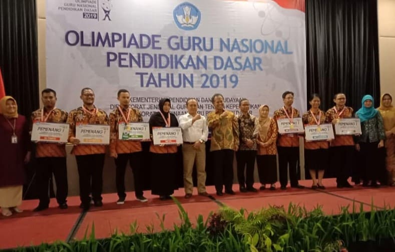 Download buku pedoman ogn guru