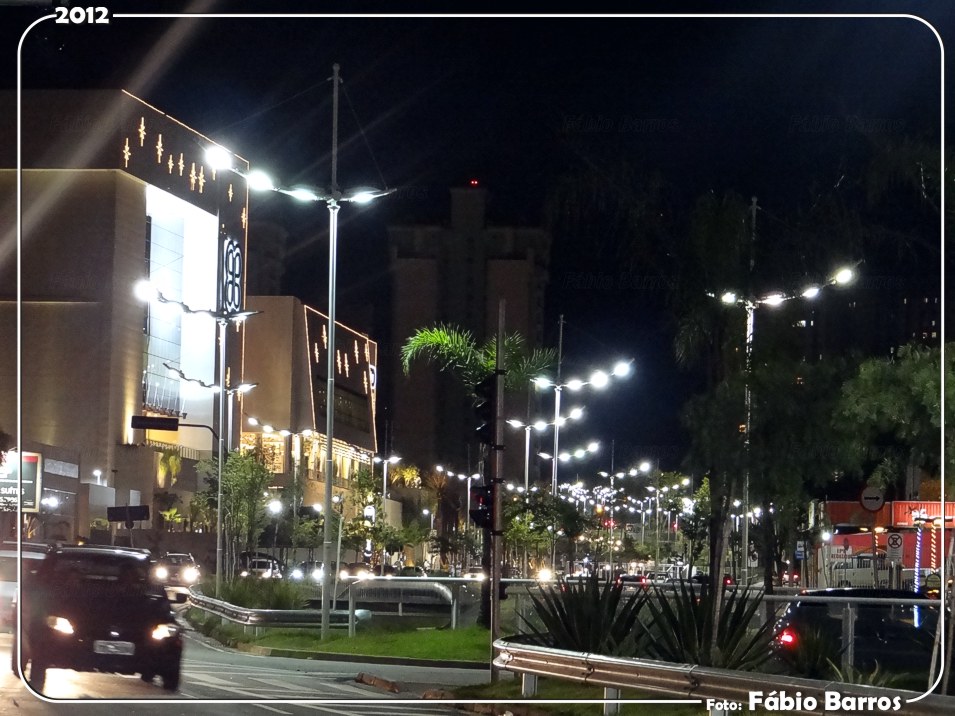 Jundiaí / SP , avenida Nove