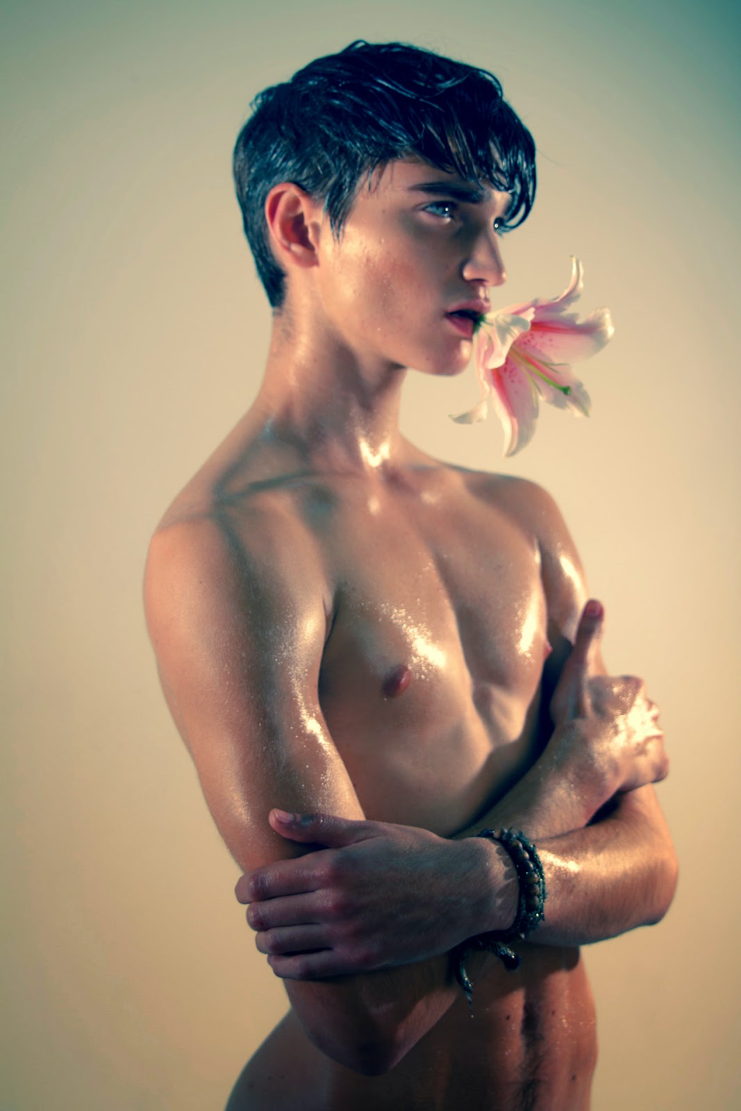 Beauty and Body of Male : Alexander Ferrario Profile 1