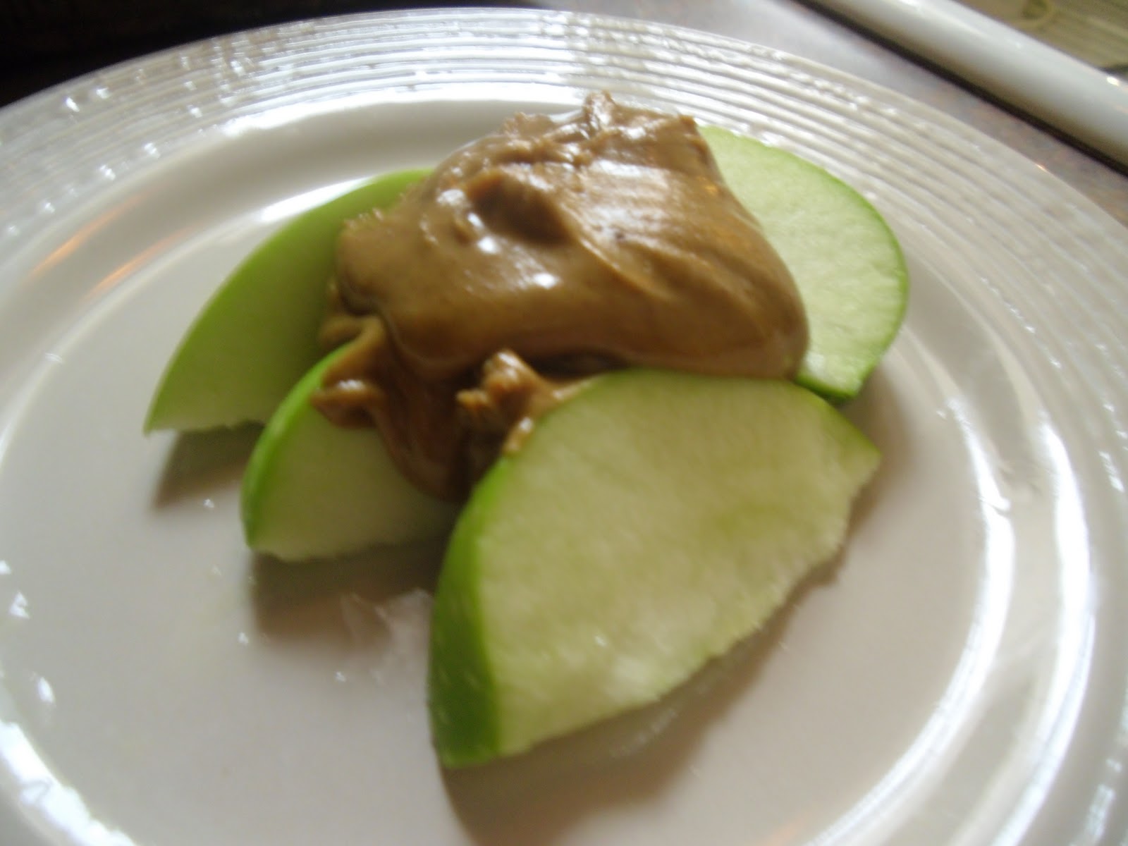 A (soy) Bean Vegan MoFo Day 18 Parsley Pesto & a Magic Bullet Scare