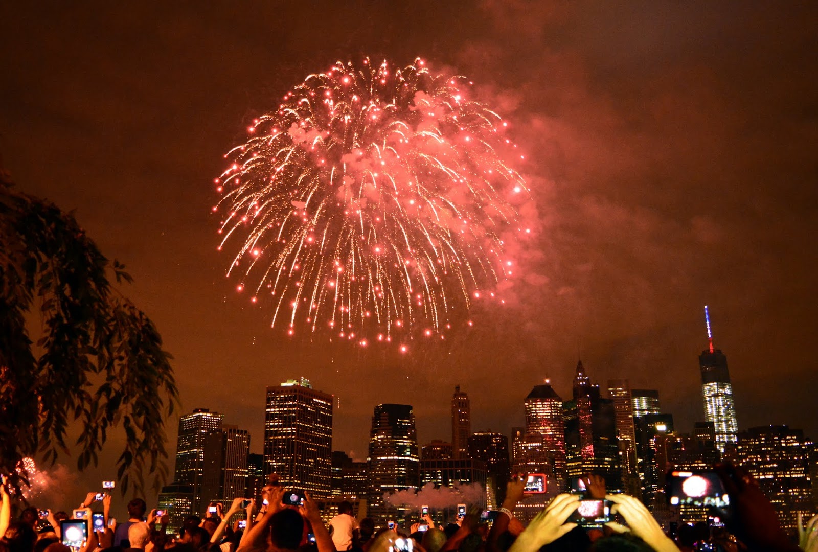 Mille Fiori Favoriti: 4th of July Fireworks in New York City!